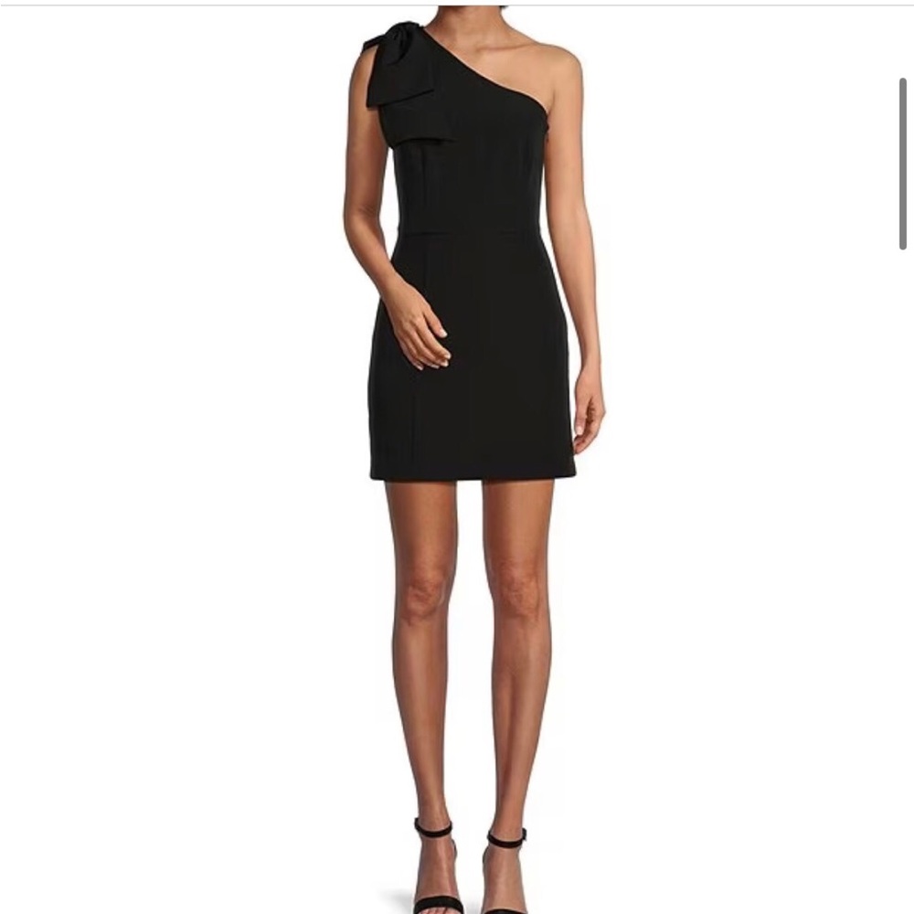 Gianni Bini; perfect little Black Dress